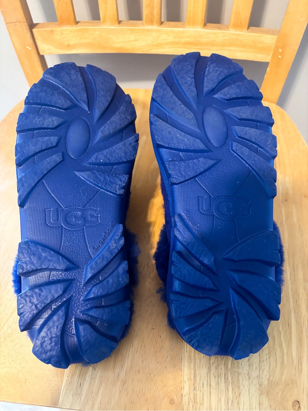 UGG Women's Naval Blue Coquette Slippers - Size 9 - Picture 6 of 7